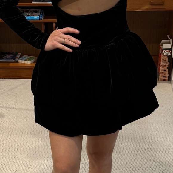 NWOT Black Velvet long sleeve mini Dress - Picture 11 of 11